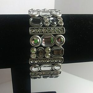 Lia Sophia stretch bracelet. Grey/Silver 2 1/2".